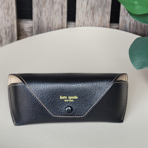 Kate Spade Black Pebbled Leather Eyeglasses Case - Picture 8 of 8